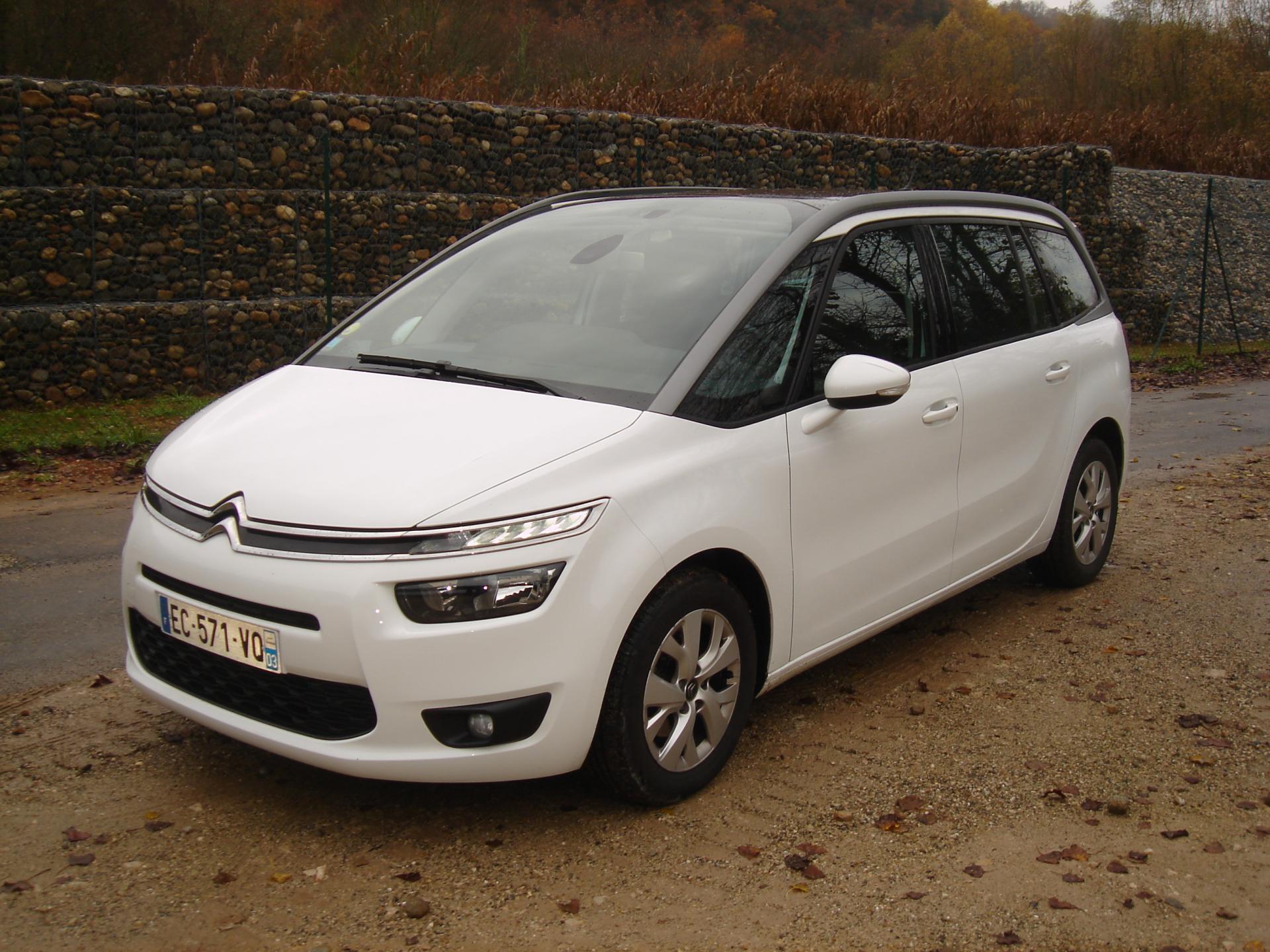 CITROEN GRAND C4 PICASSO 7PL 1.6 BLUEHDI 120 BUSINESS - GPS - TOIT PANORAMIQUE