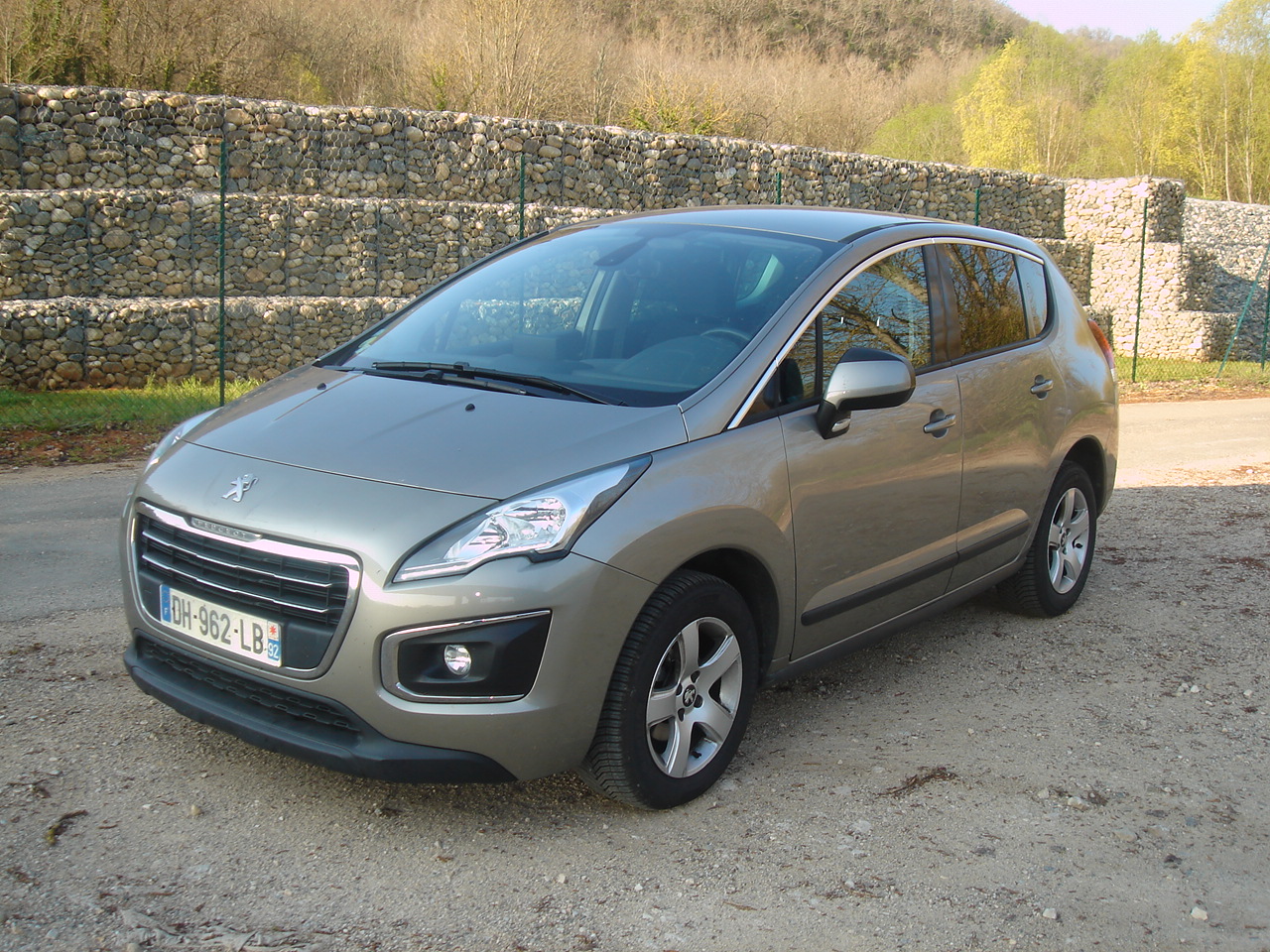 PEUGEOT 3008 1.6 EHDI 115 CH BUSINESS PACK ETG6