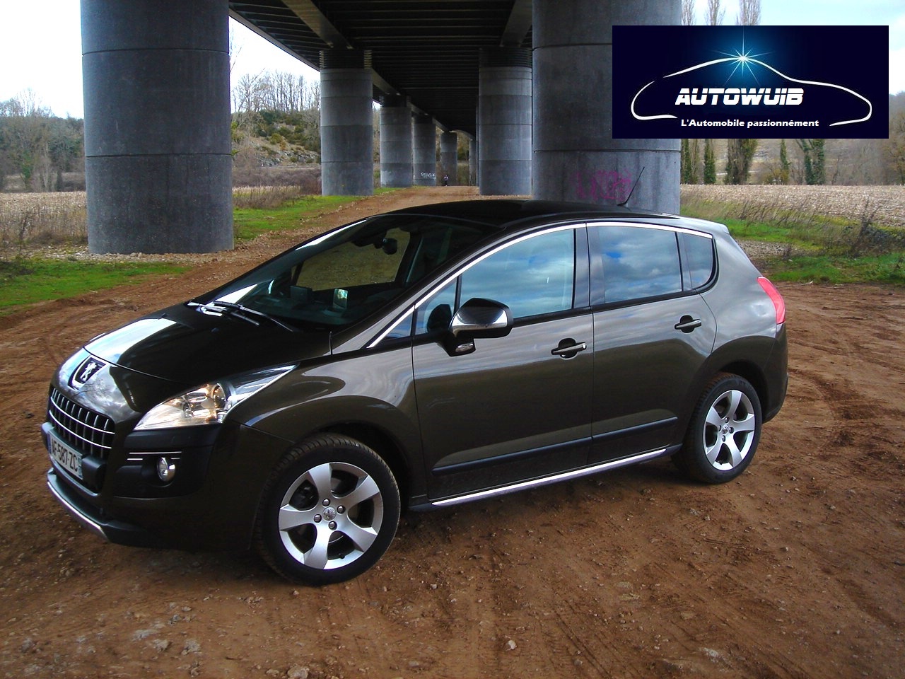 PEUGEOT 3008 PREMIUM PACK 2.0 HDI 150 CH