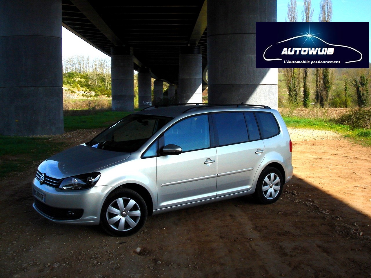 VW TOURAN 1.6 TDI 105 CONFORTLINE BUSINESS GPS