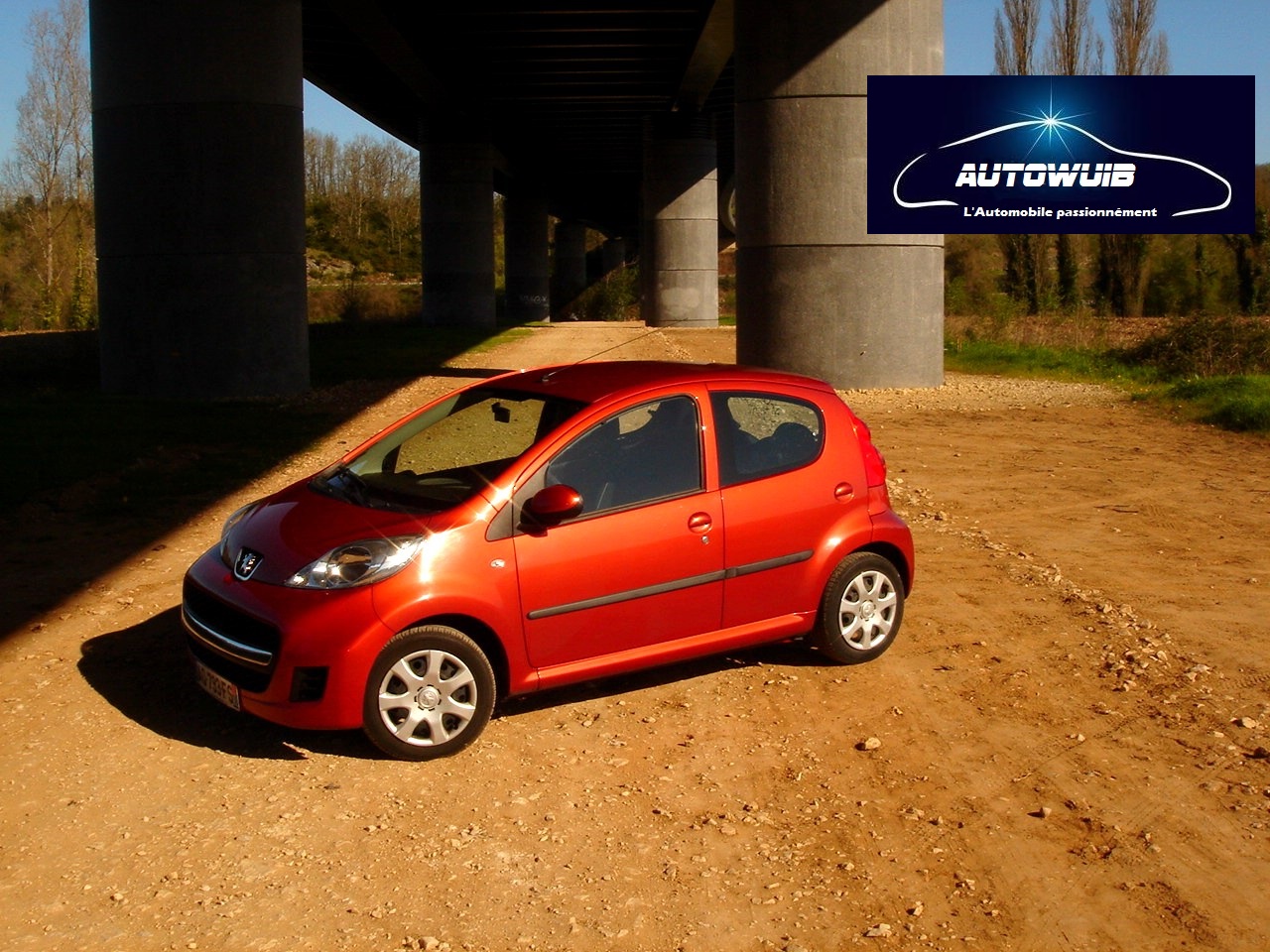 PEUGEOT 107 1.0 TRENDY 5P - DA - CD - CLIM