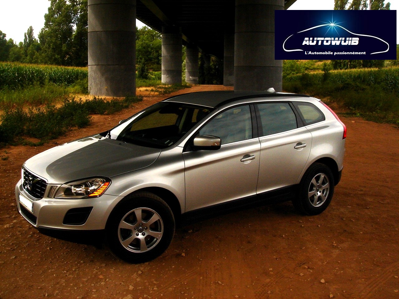VOLVO XC60 D3 163 CH 4x4 AWD MOMENTUM - CUIR - GPS