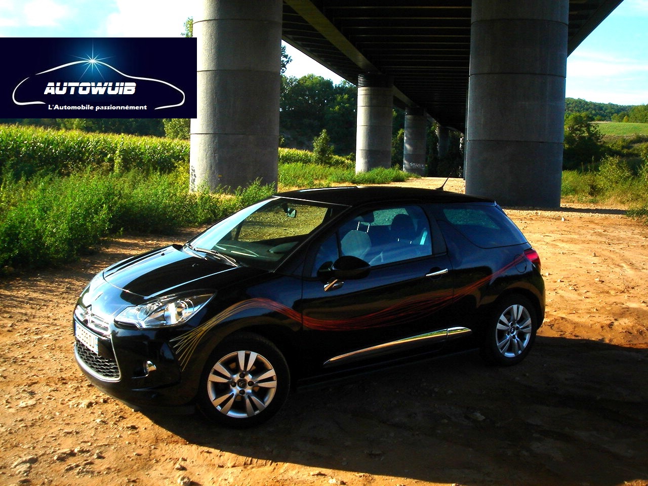 CITROEN DS3 1.6 E-HDI 92 SO CHIC + STICKERS