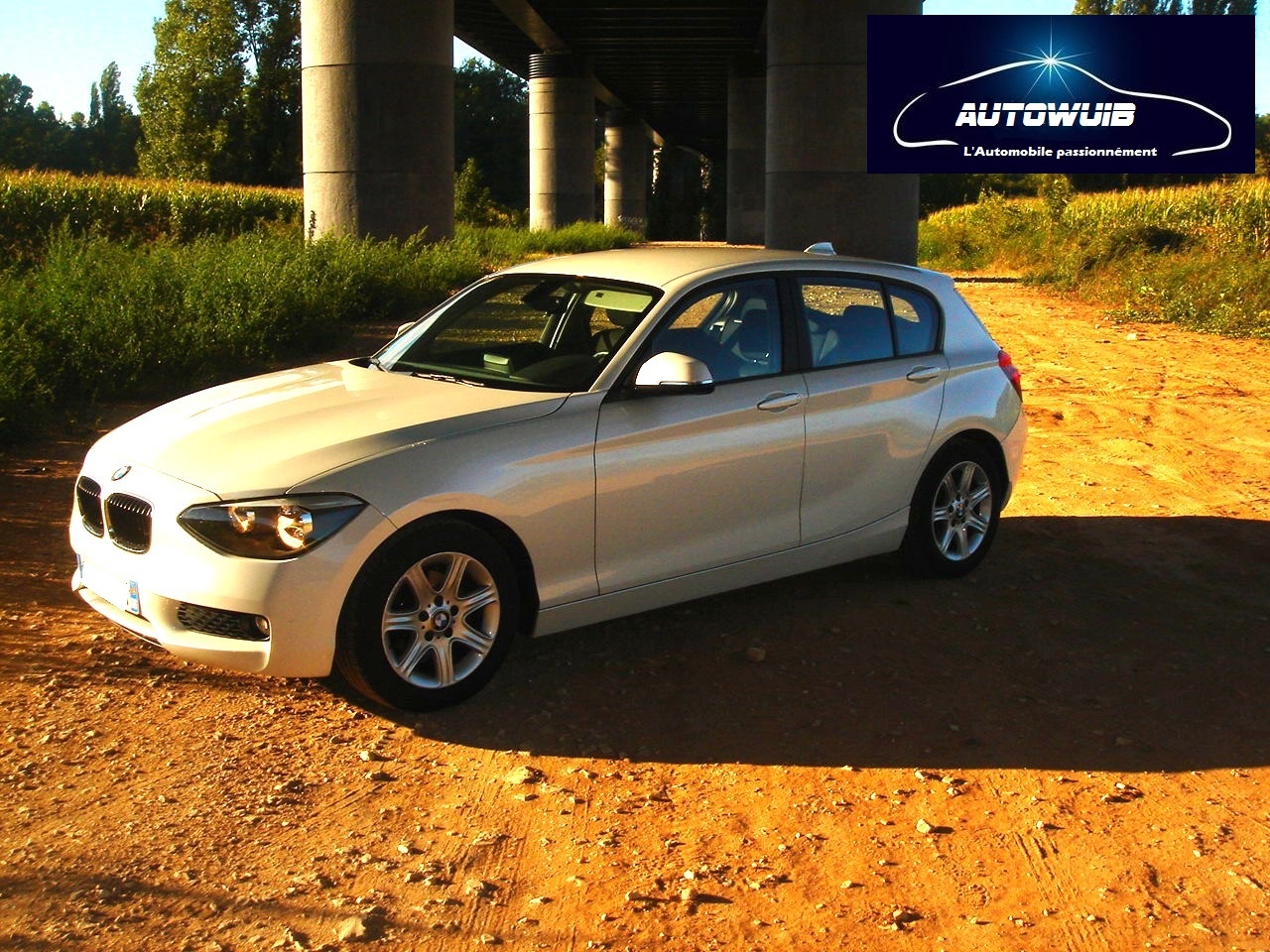 BMW SERIE 1 116 D 116 CH EDITION EXECUTIVE - GPS - BLANC NACRE