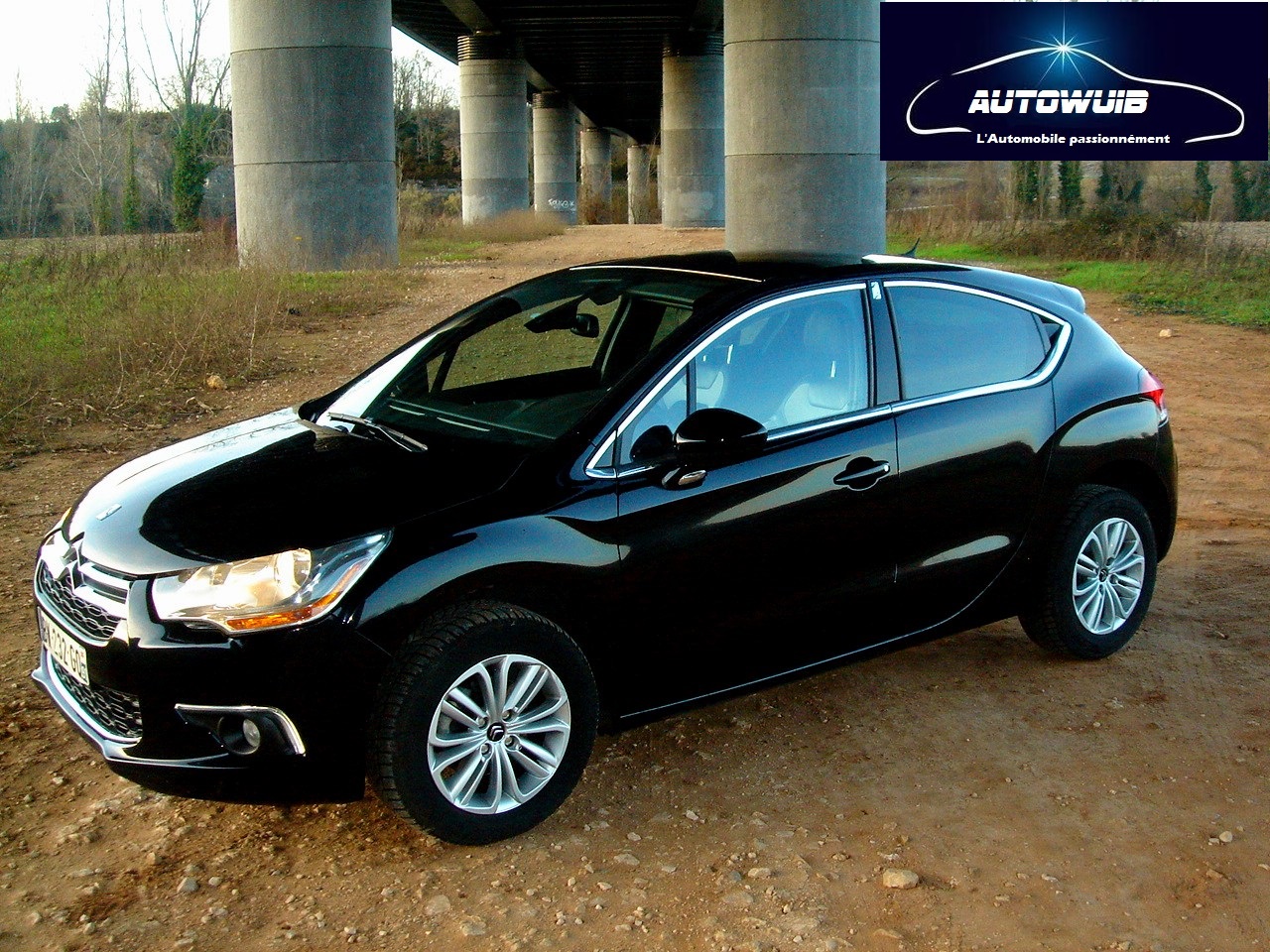 CITROEN DS4 1.6 E HDI 110 CH CHIC BMP6 - GPS - PACK AUTO