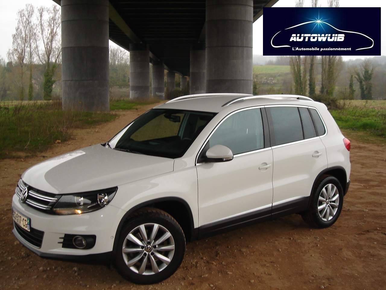 VOLKSWAGEN TIGUAN 2.0 TDI 140 SPORTLINE - GPS - ATTELAGE