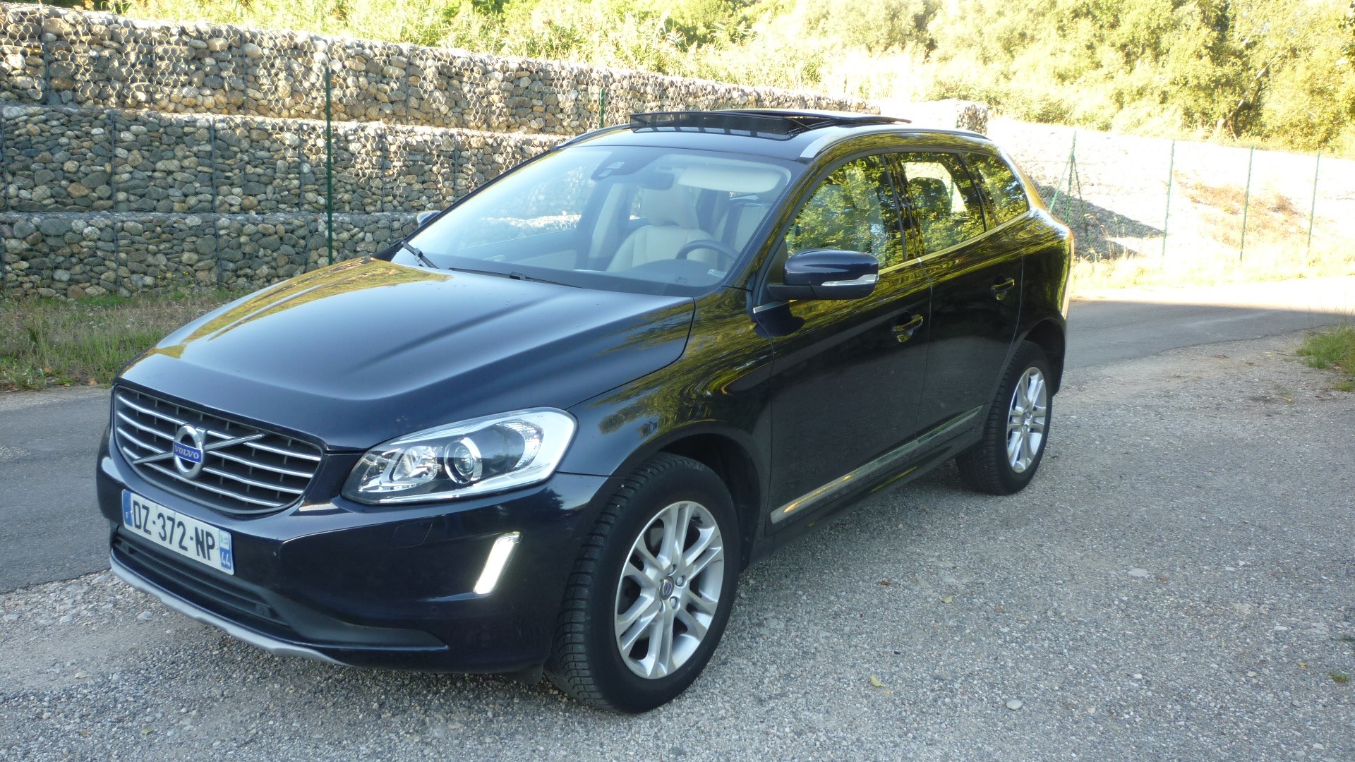 VOLVO XC60 D4 SUMMUM 190 CH GEARTRONIC + OPTIONS