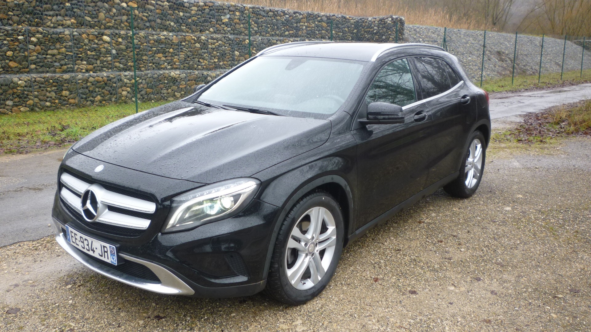 MERCEDES GLA 200 SENSATION 7G-DCT